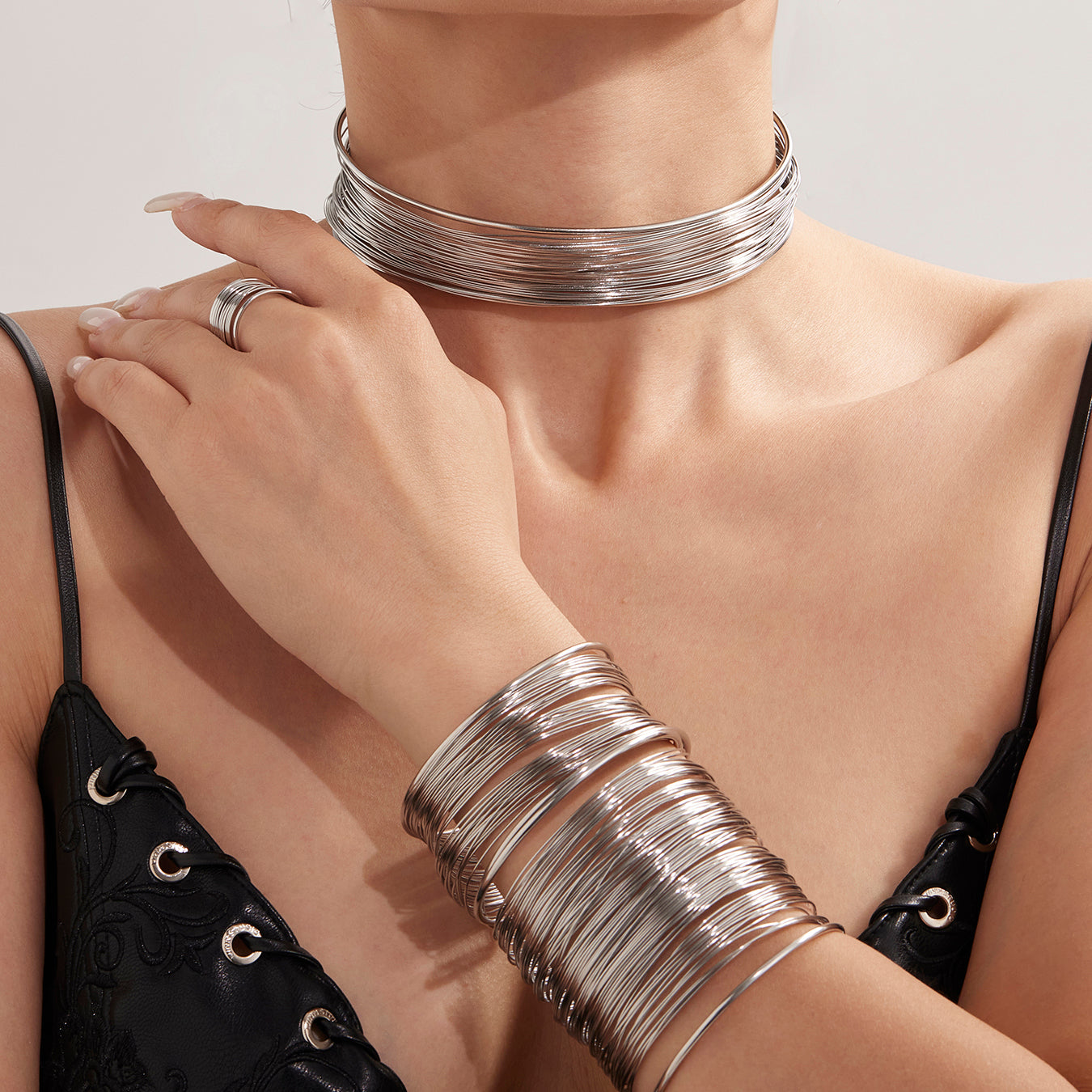 Silver 18k gold plated hand-wrapped brushed jewelry set: collar necklace bangle ring