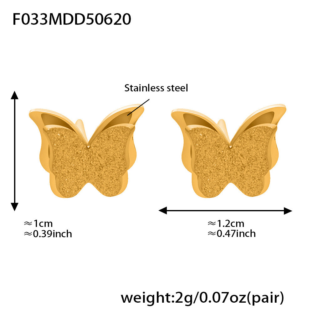Detailed view of the 3D butterfly charm with chain length specifications, demonstrating the durability of our wholesale stainless steel jewelry.