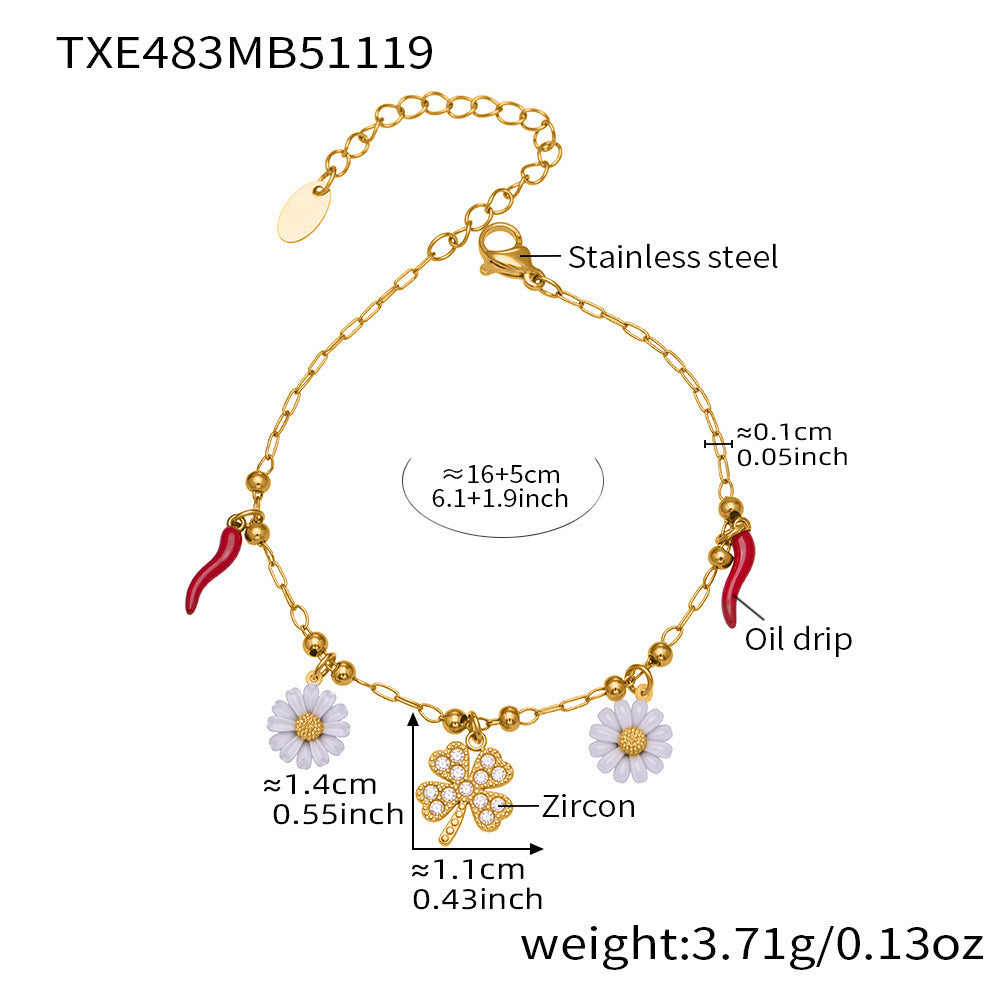 Technical specs for the dainty 316L stainless steel flower bracelet, demonstrating its durability for daily wear.