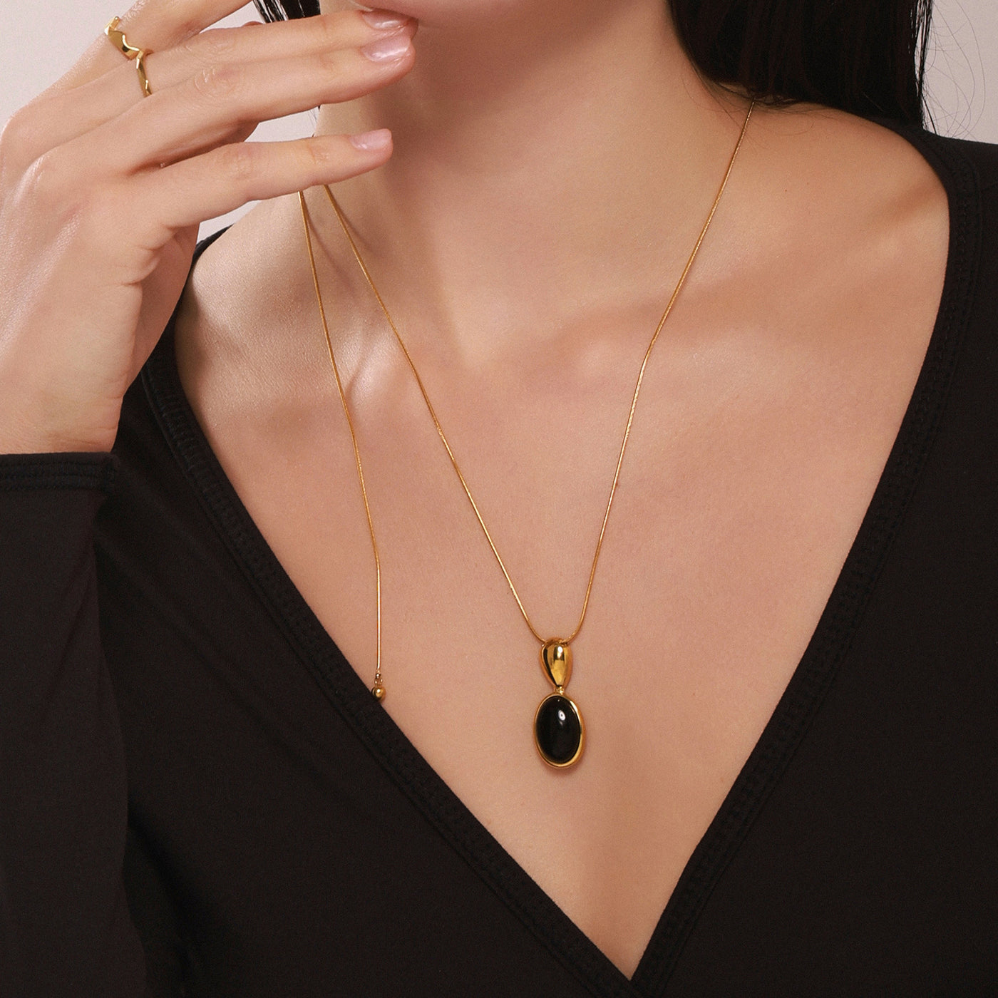 316L Stainless Steel 18K Gold Plated Oval Tiger's Eye Statement Sweater Chain - Image 1