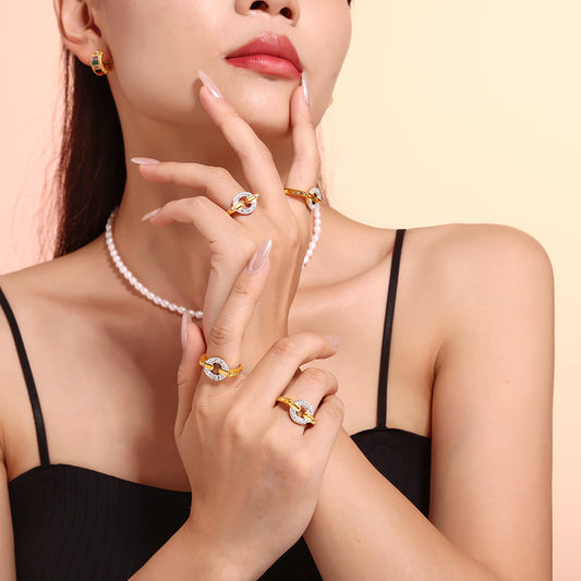 316L Stainless Steel 18K Gold PVD Sparkling Star Ring - Sparkling Star Ring, Modern Aesthetic, Coastal Charm Wholesale Stainless Steel Jewelry - Sensitive Skin Friendly - Detail 3