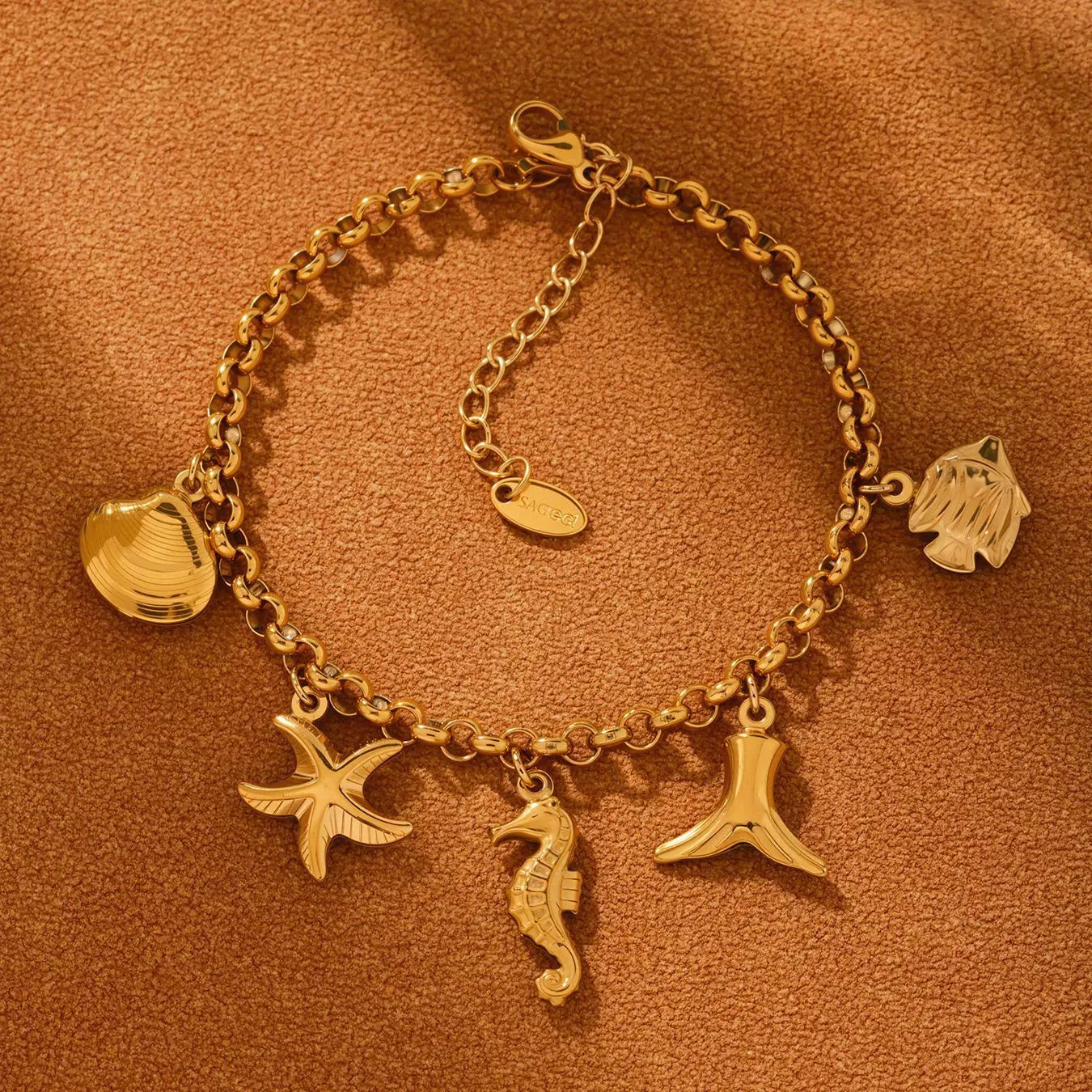 316L Stainless Steel 18K Gold Seahorse & Fishtail Ocean Charm Bracelet - Image 2