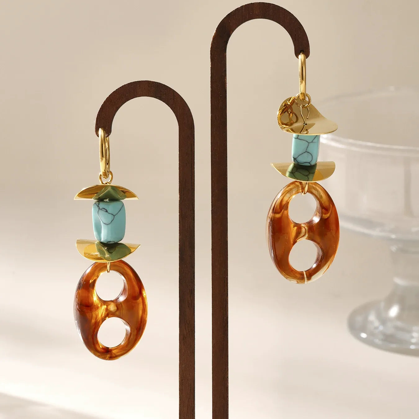 316L Stainless Steel Chic Oval Toggle Drop Earrings - Image 4