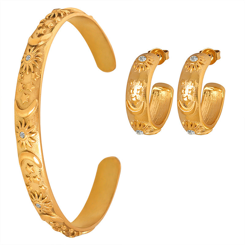 316L Stainless Steel Elegant French Court-Inspired Embossed Earrings & Bracelet - Image 3