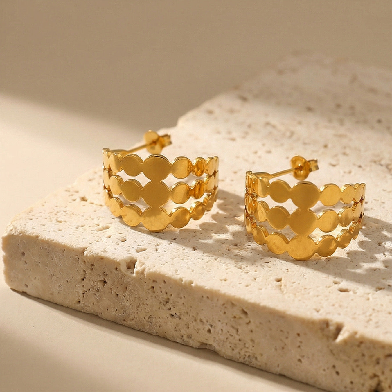316L Stainless Steel Elegant Interlocking Geometric C-Hoop Earrings - Image 1