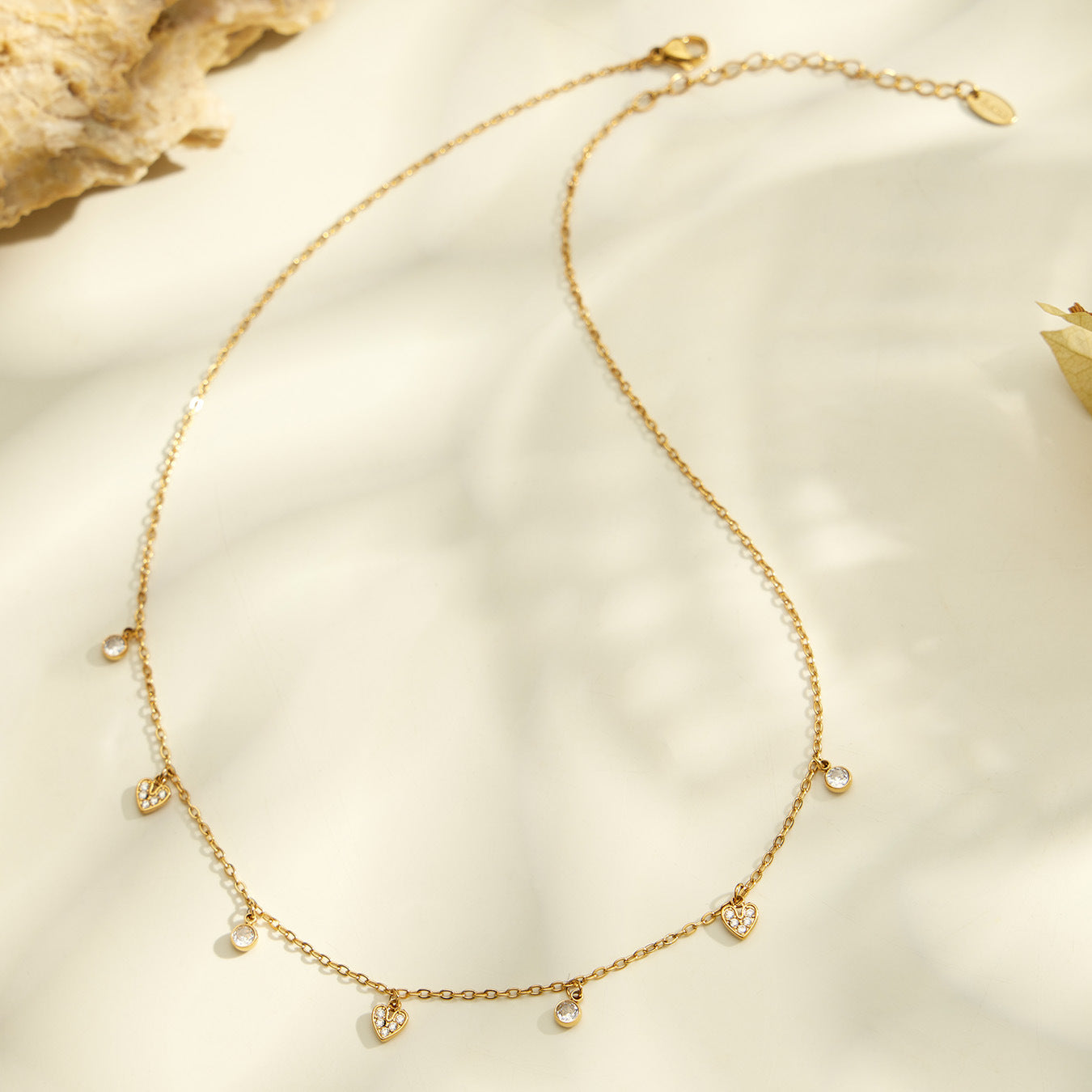 316L Stainless Steel 18K PVD Gold Heart Necklace made with 316L stainless steel and 18K PVD gold finish for wholesale jewelry buyers - image 3