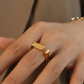 Gold / Size 7