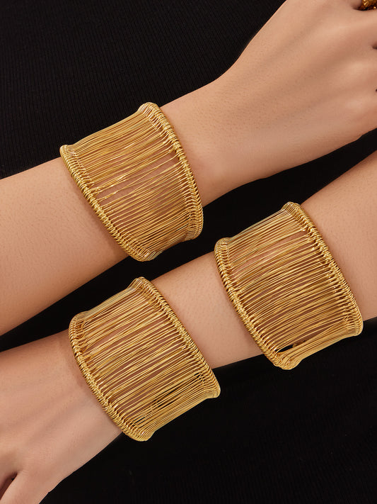 316L Stainless Steel Wide Wire Cuff Bangles 18K Gold PVD Open Bangle Wholesale