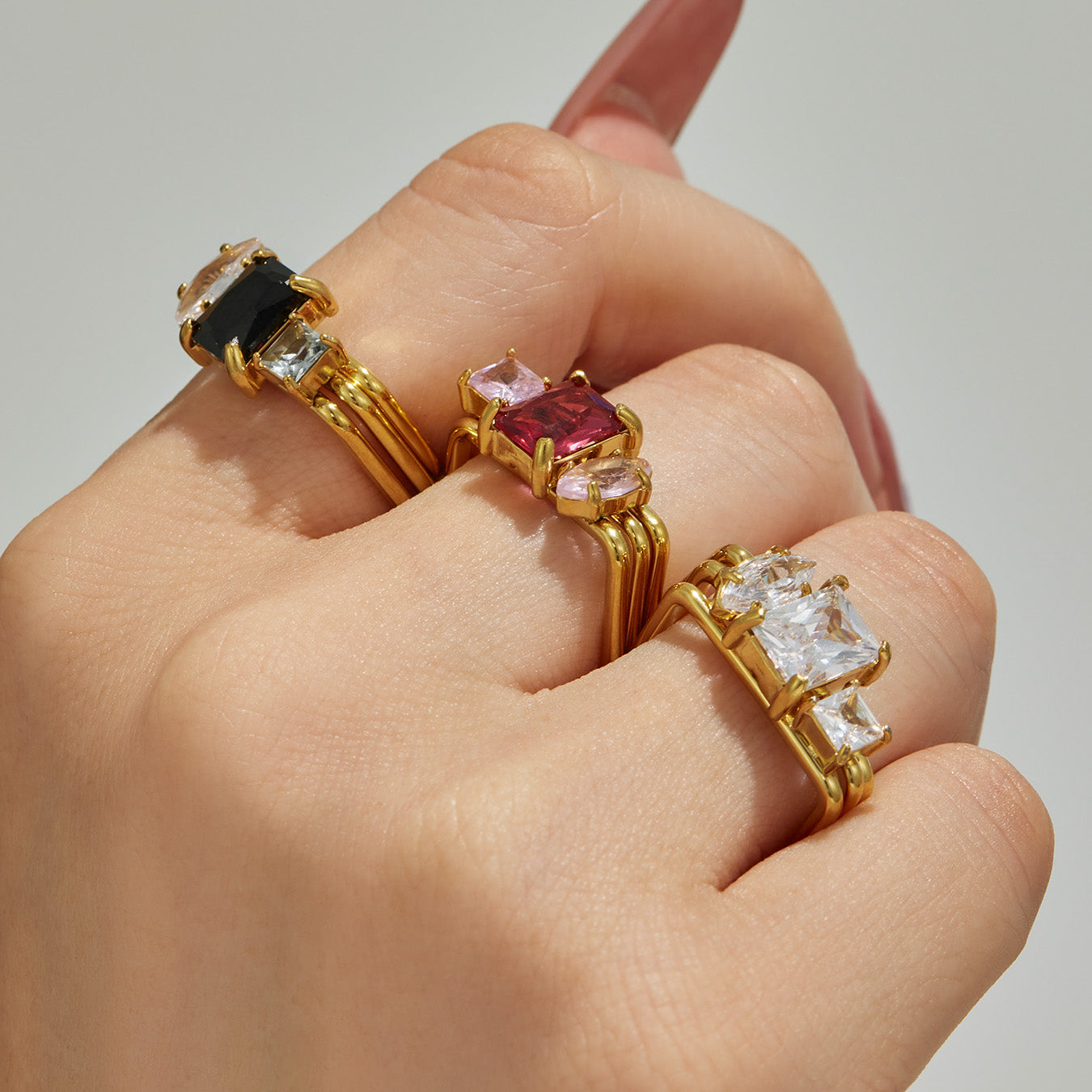 Stylish pink zircon 316L stainless steel ring