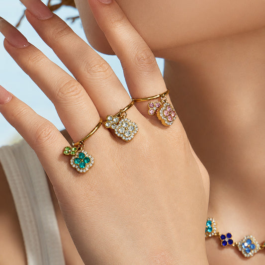 Clover Design Ring with Green Zircon