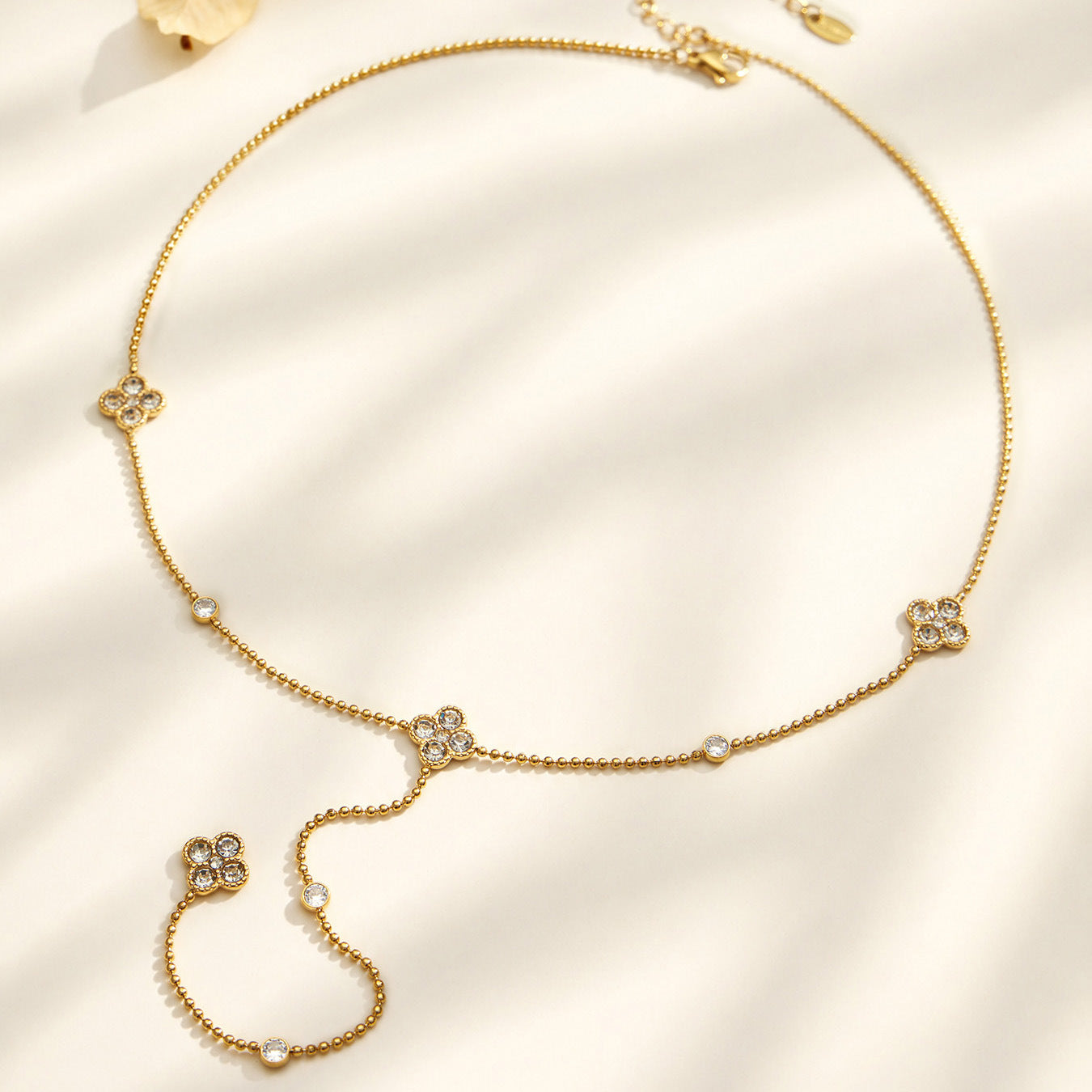 316L Stainless Steel 18K PVD Gold Four-Leaf Pendant Necklace made with 316L stainless steel and 18K PVD gold finish for wholesale jewelry buyers - image 3