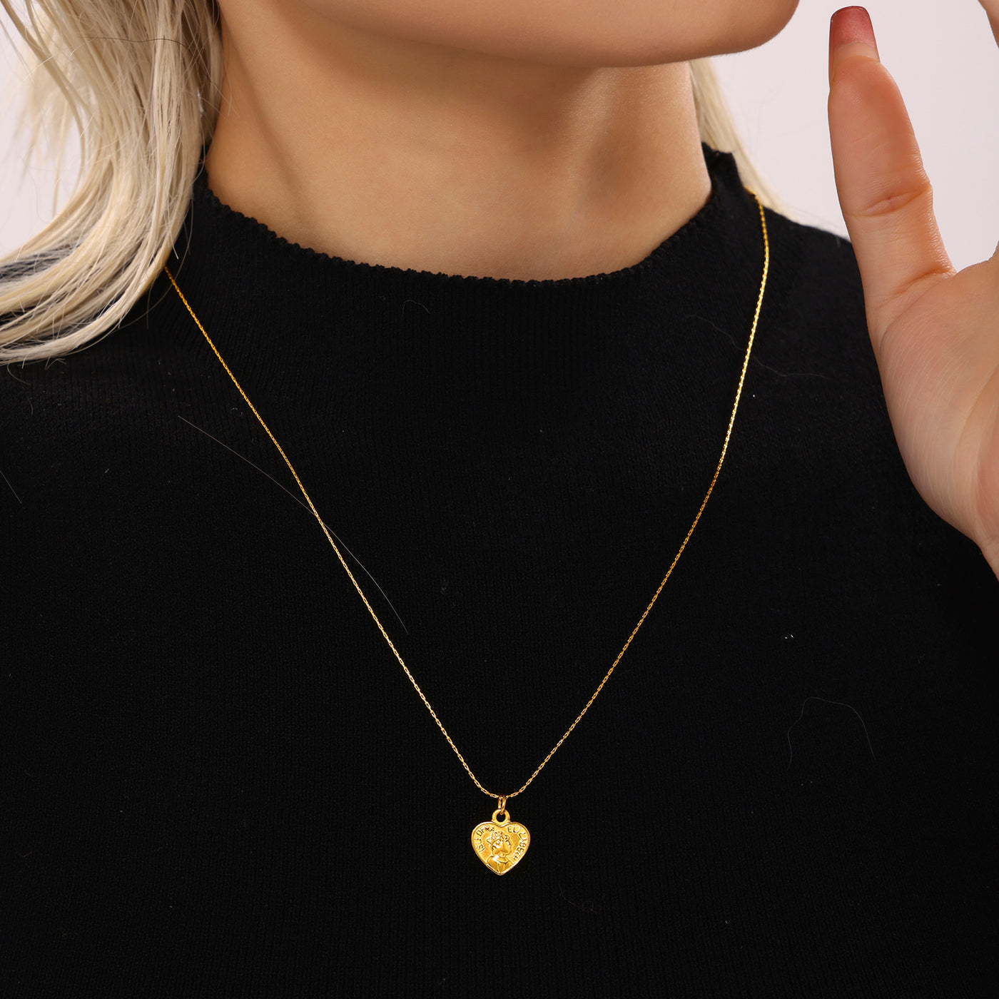 316L Stainless Steel 18K PVD Gold Heart Necklace made with 316L stainless steel and 18K PVD gold finish for wholesale jewelry buyers - image 4