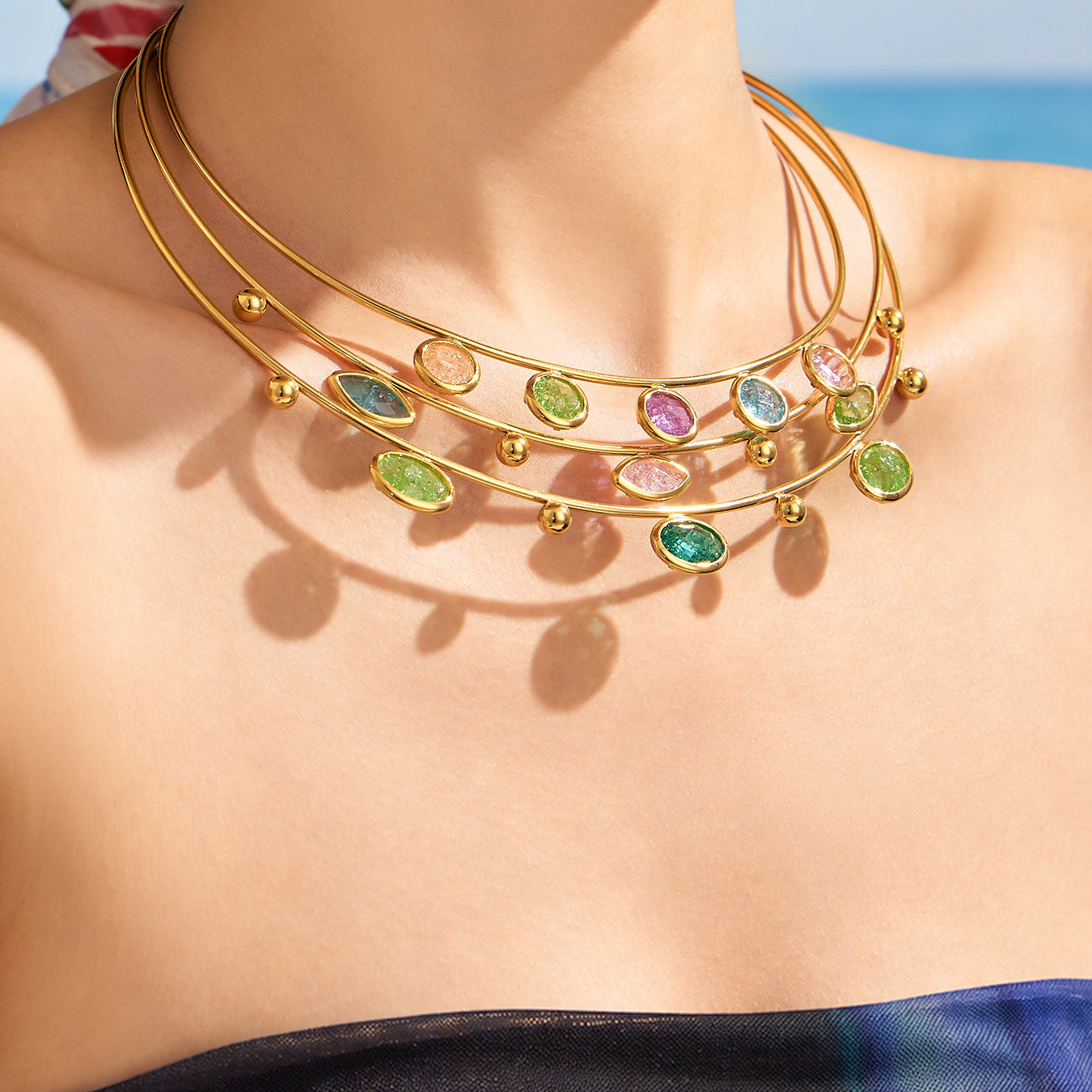 Luxury ice stone necklace in gold finish