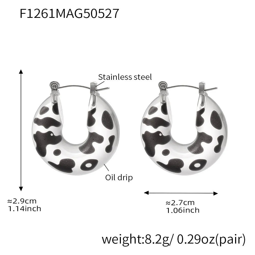 Size guide for black and white leopard print resin hoop earrings with 316L stainless steel posts