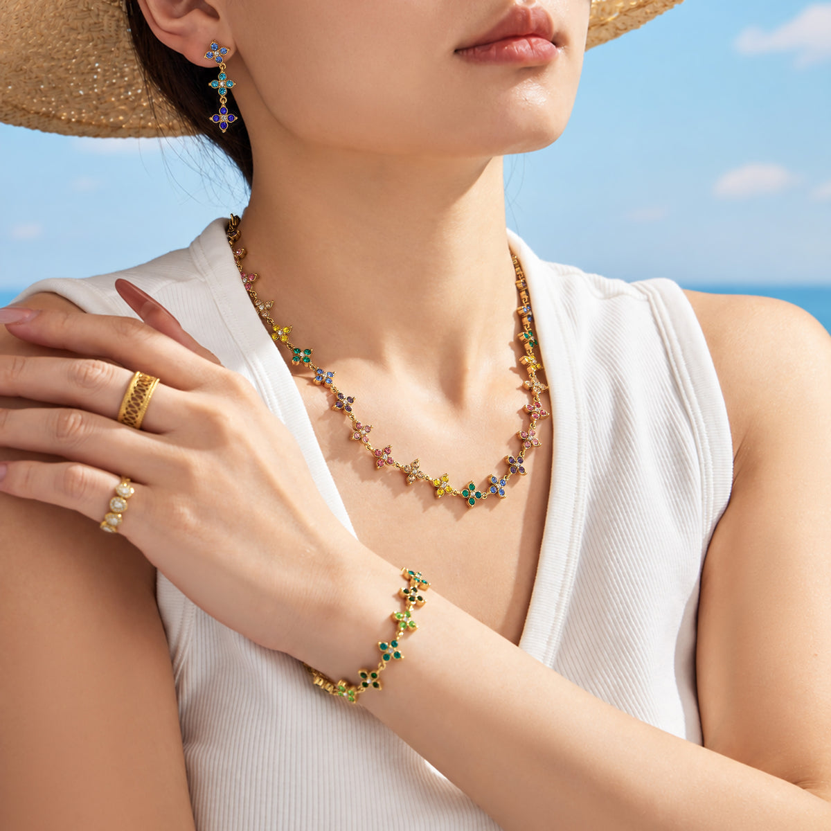 Four-Petal Flower Zircon Bracelet | Stainless Steel