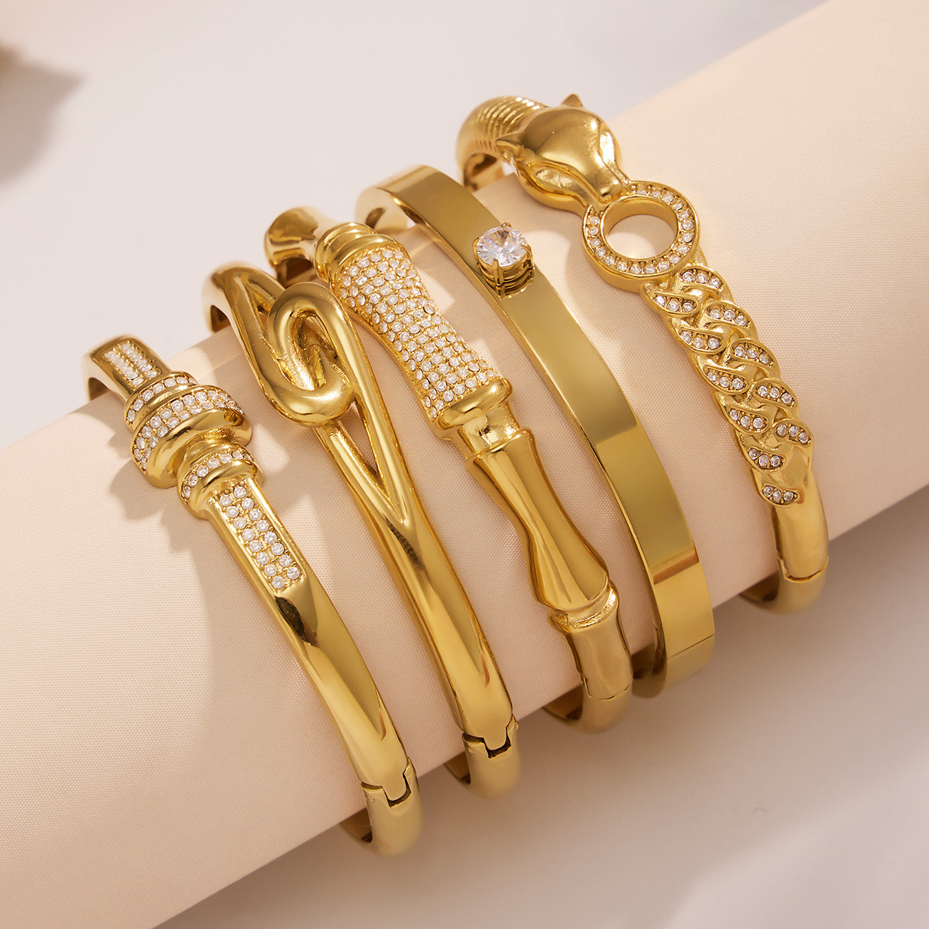 detail view of 18k gold 5a zircon bamboo bracelet set, stainless steel clip-on design