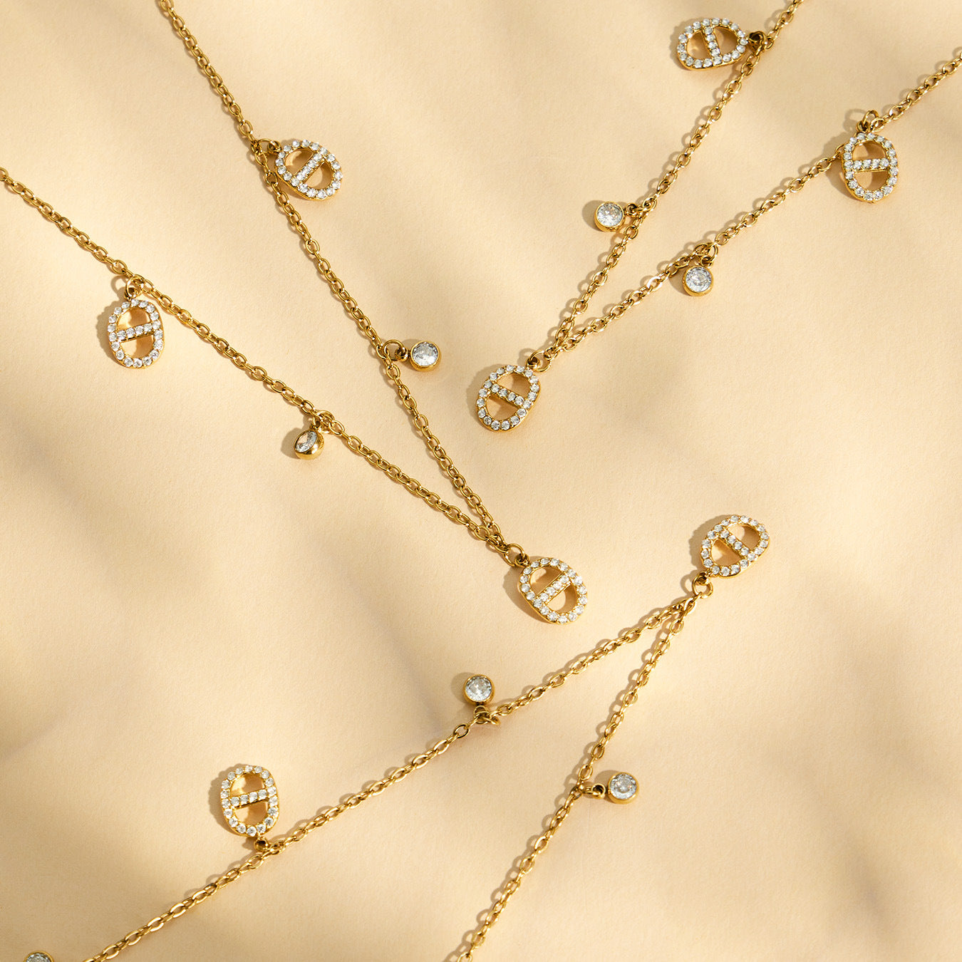 316L Stainless Steel 18K PVD Layered Circle Charm Necklace Set | Waterproof Wholesale Jewelry