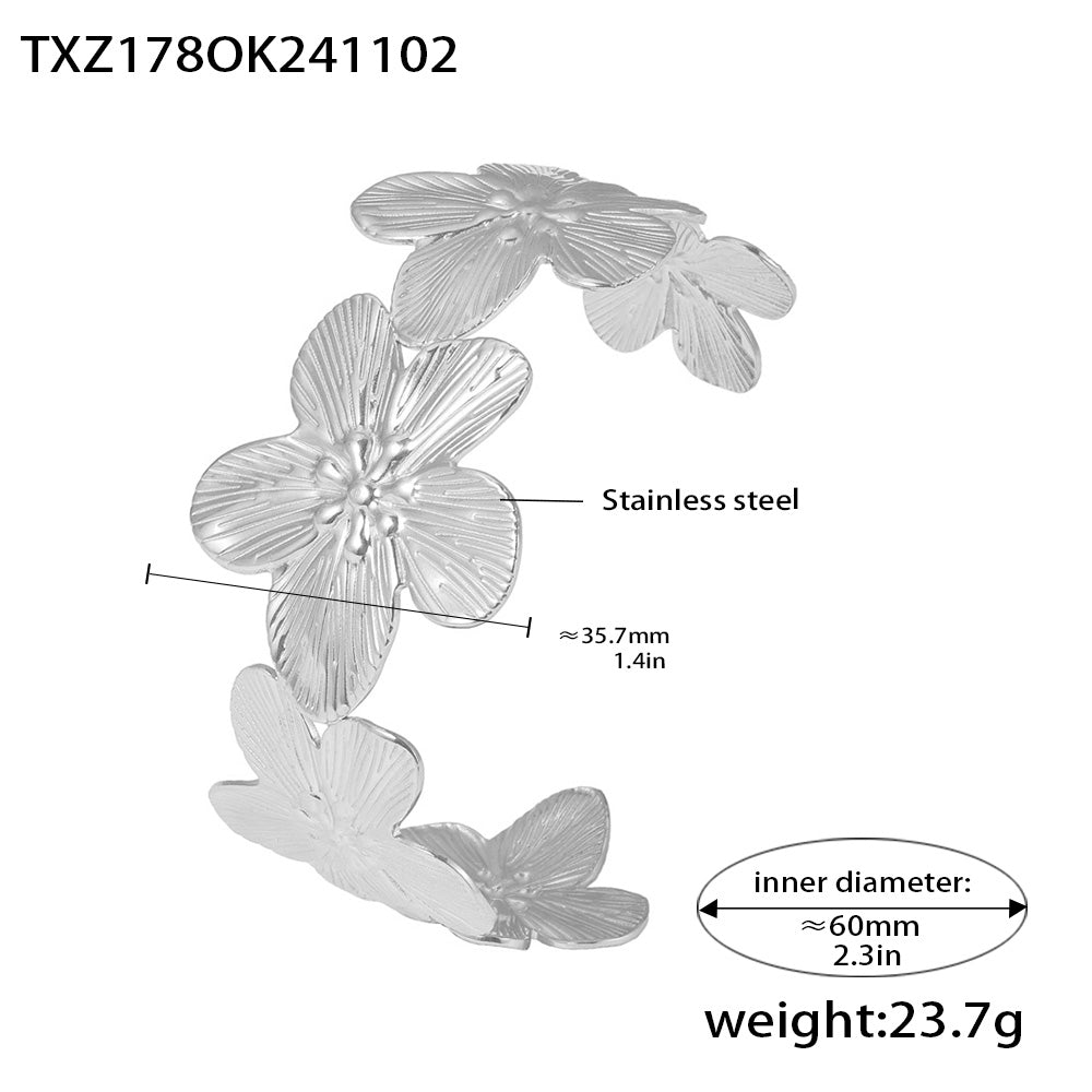 Silver 18k gold plated 3D flower bangle: 60mm inner diameter 23.7g weight