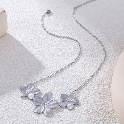 Silver 18k gold plated flower necklace single display, 3D floral pendant