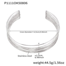 Silver 18k gold plated hand-wrapped brushed collar: 12.6cm inner diameter 44.5g weight
