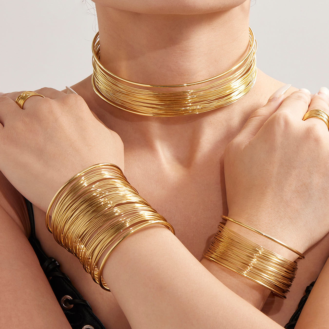18k-gold-plated-hand-wrapped-brushed-jewelry-set-gold-wear.jpg