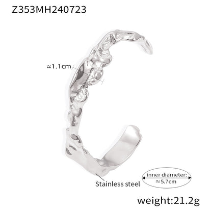 Silver stainless steel bangle (Z353MH240723), irregular hammered wave design, inner diameter 5.7cm, weight 21.2g