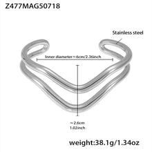 Silver 18k gold plated triple wave bangle: 6cm inner diameter 38.1g weight