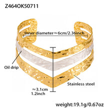 V-shape 18k gold plated oil drop color block open bangle size: 6cm inner diameter 19.1g weight