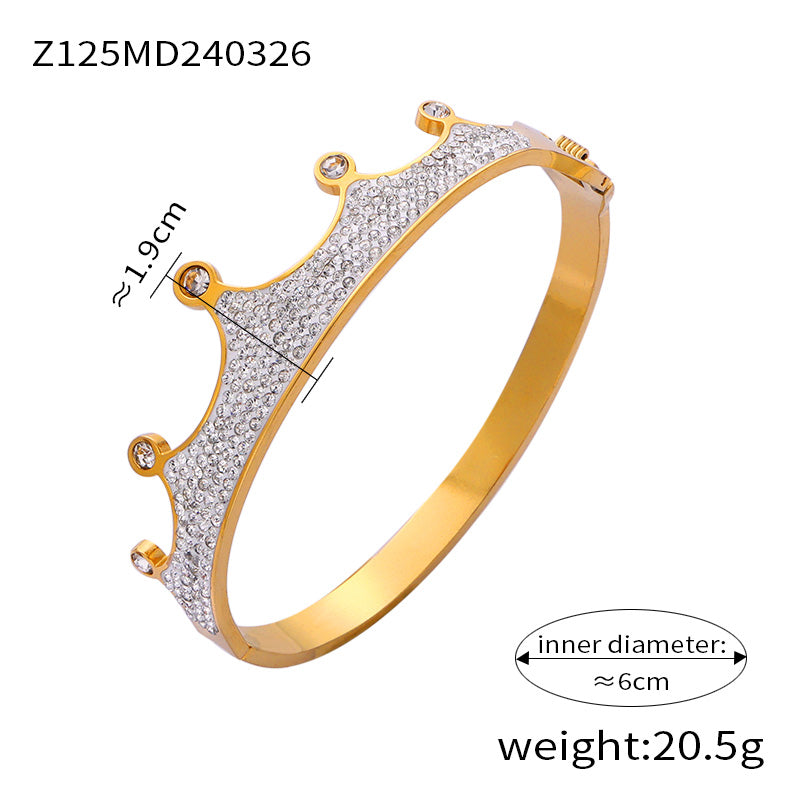 18k gold plated crown paved rhinestone bangle, inner diameter 6cm weight 20.5g size detail
