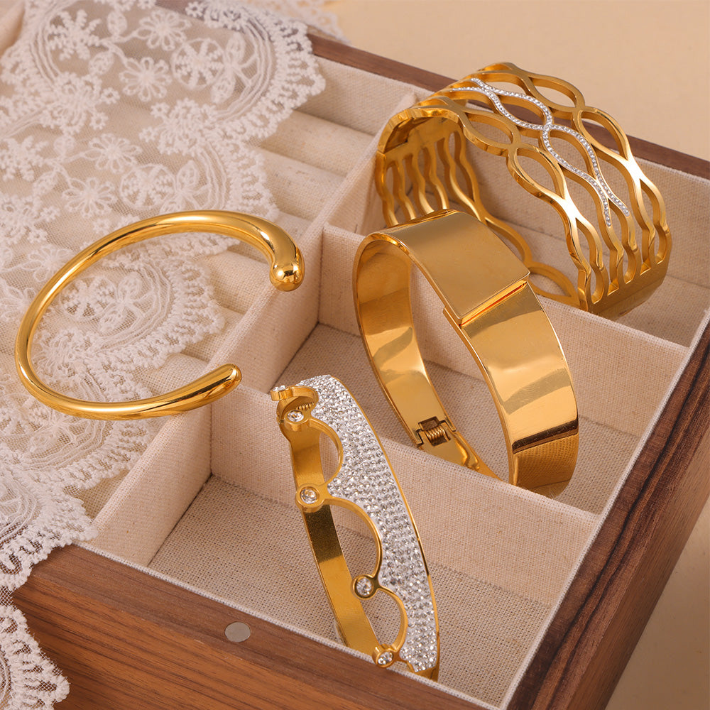 Luxury 18k gold plated bangle set with rhinestone, lace gift box display for women jewelry