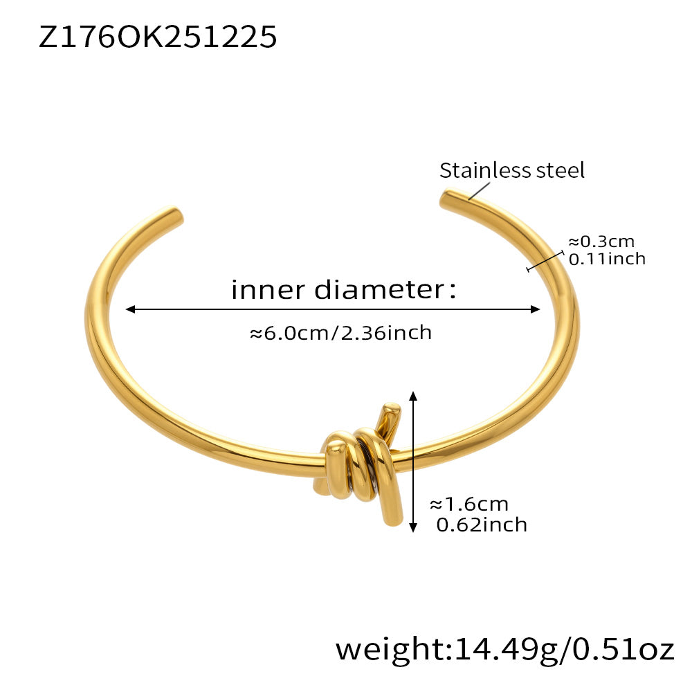 Gold 18k gold plated thin open bangle: 6.0cm inner diameter 14.49g weight coil detail