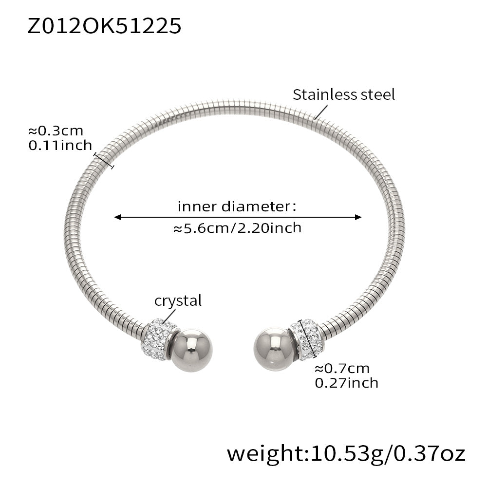 Silver 18k gold plated thin open bangle: 5.6cm inner diameter 10.53g weight