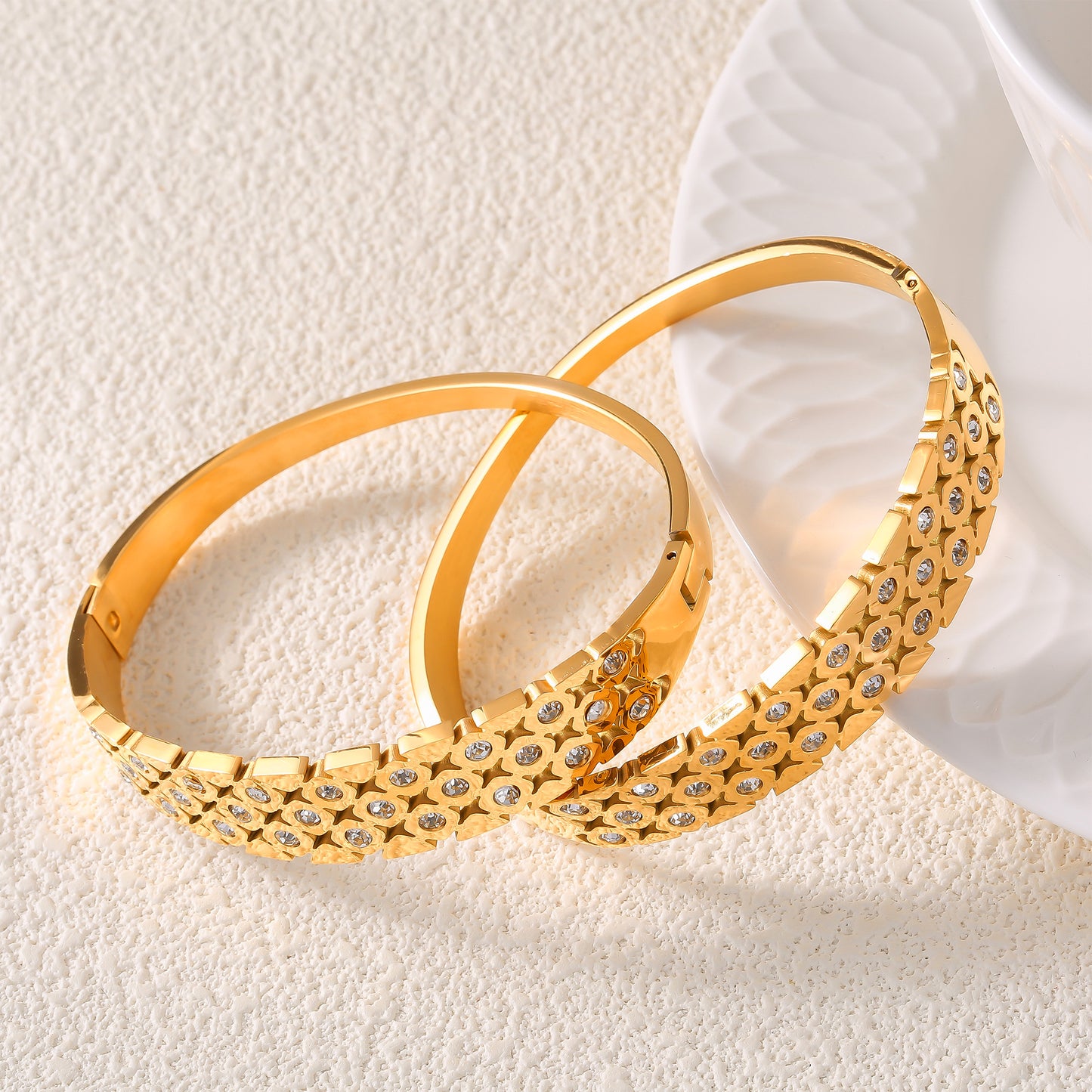316L Stainless Steel 18K PVD Gold Geometric Bangle made with 316L stainless steel and 18K PVD gold finish for wholesale jewelry buyers - image 3