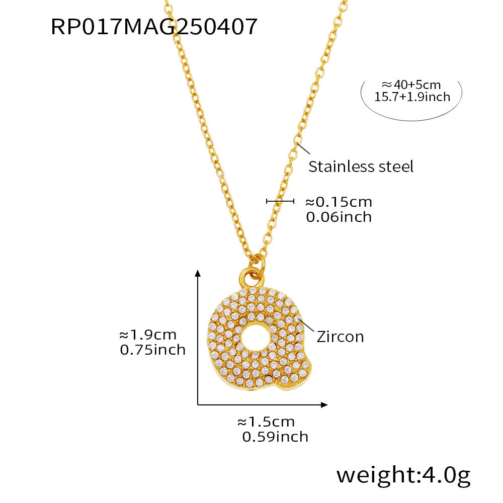 Gold letter Q initial necklace size card in 316L stainless steel by Miduoduo Jewelry for personalized jewelry buyers