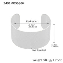 316L Stainless Steel 18K Gold Plated Bold Floral Pattern Adjustable Open Cuff Bracelet - Image 3