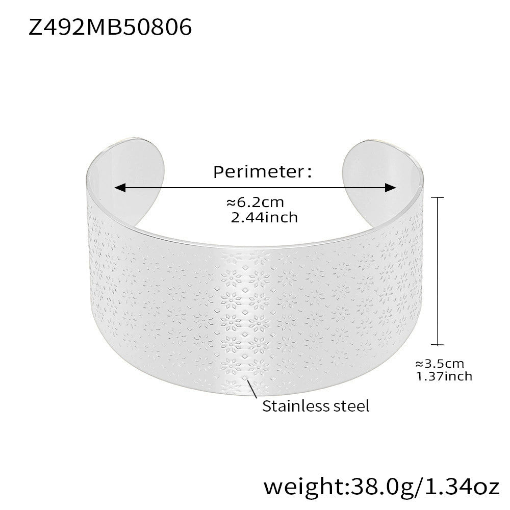 316L Stainless Steel 18K Gold Plated Bold Floral Pattern Adjustable Open Cuff Bracelet - Image 5