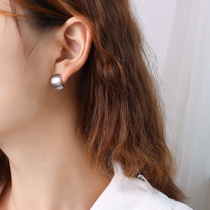 316L Stainless Steel 18K Gold Plated C-Shape Vintage Hoop Earrings - Image 4