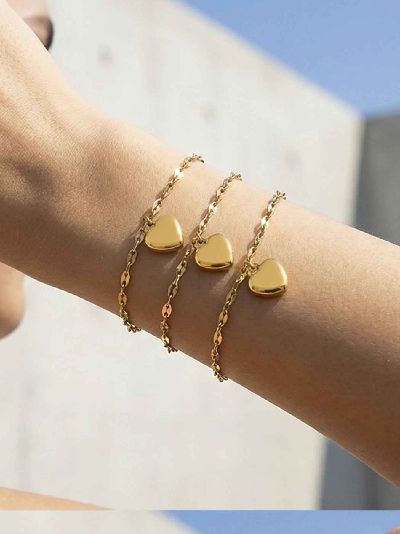 316L Stainless Steel 18K Gold Plated Chic Heart Pendant Bracelet - Image 11