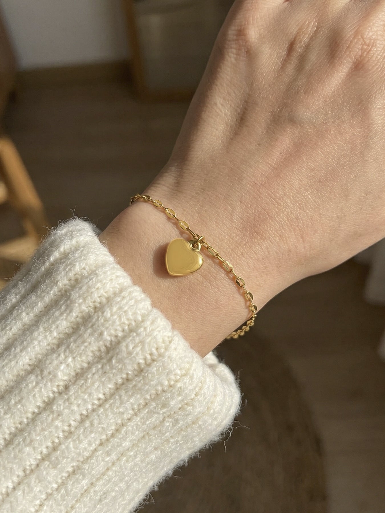 316L Stainless Steel 18K Gold Plated Chic Heart Pendant Bracelet - Image 12