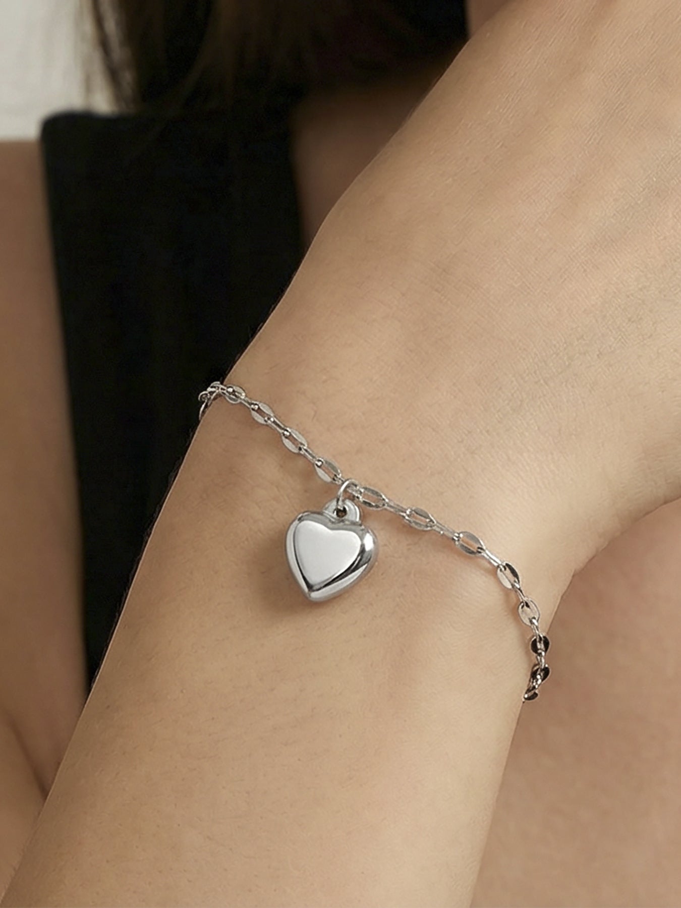 316L Stainless Steel 18K Gold Plated Chic Heart Pendant Bracelet - Image 8