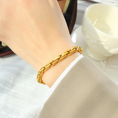 316L Stainless Steel 18K Gold Plated Chunky Interlocking Chain Bracelet - Image 2