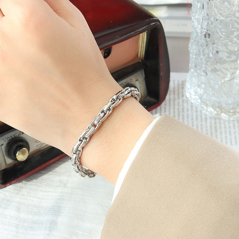 316L Stainless Steel 18K Gold Plated Chunky Interlocking Chain Bracelet - Image 4