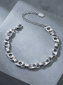 316L Stainless Steel 18K Gold Plated Cut-out Floral Bracelet - Image 4