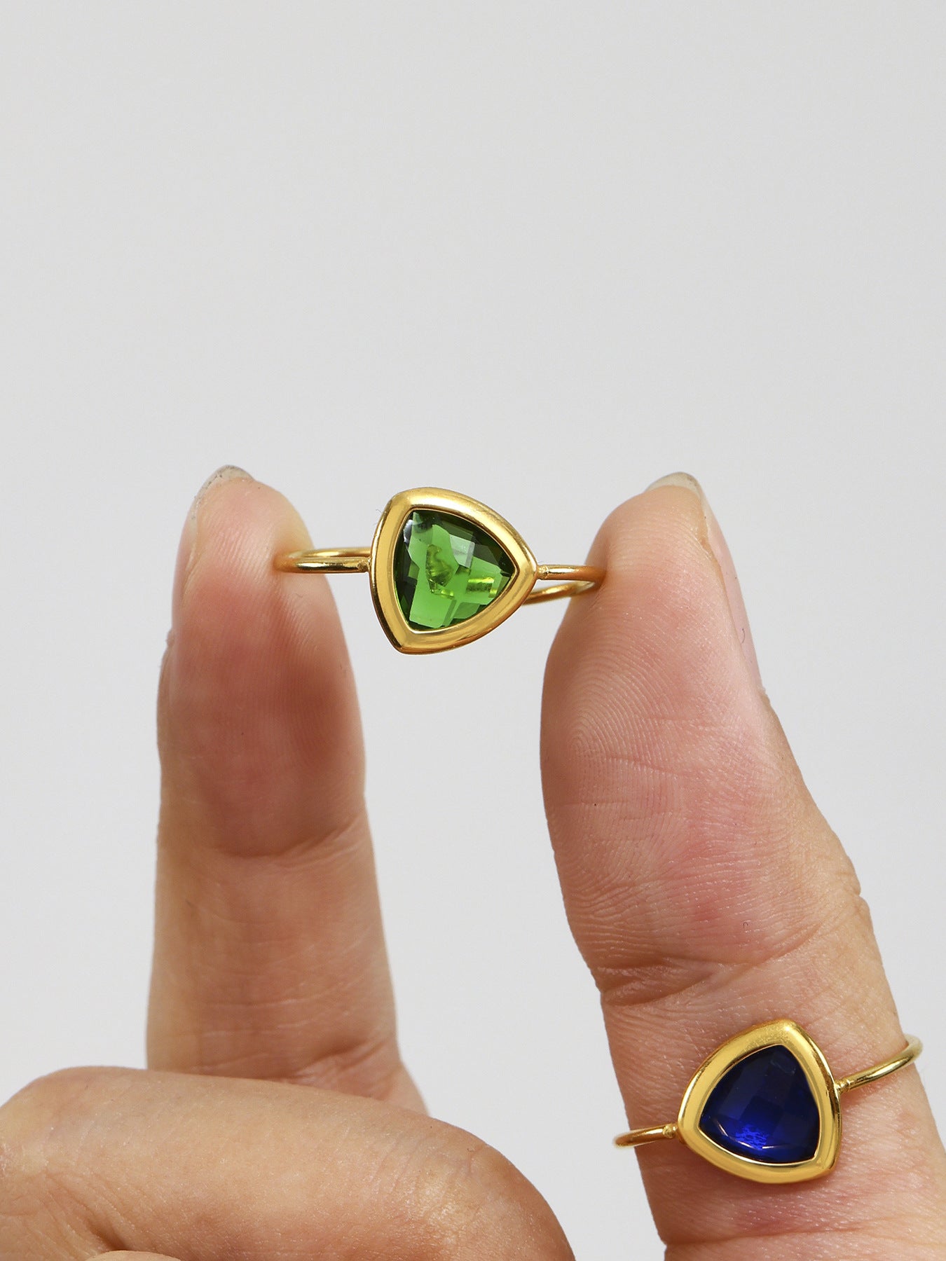 316L Stainless Steel 18K Gold Plated Czech Glass Bead Adjustable Ring - Image 3