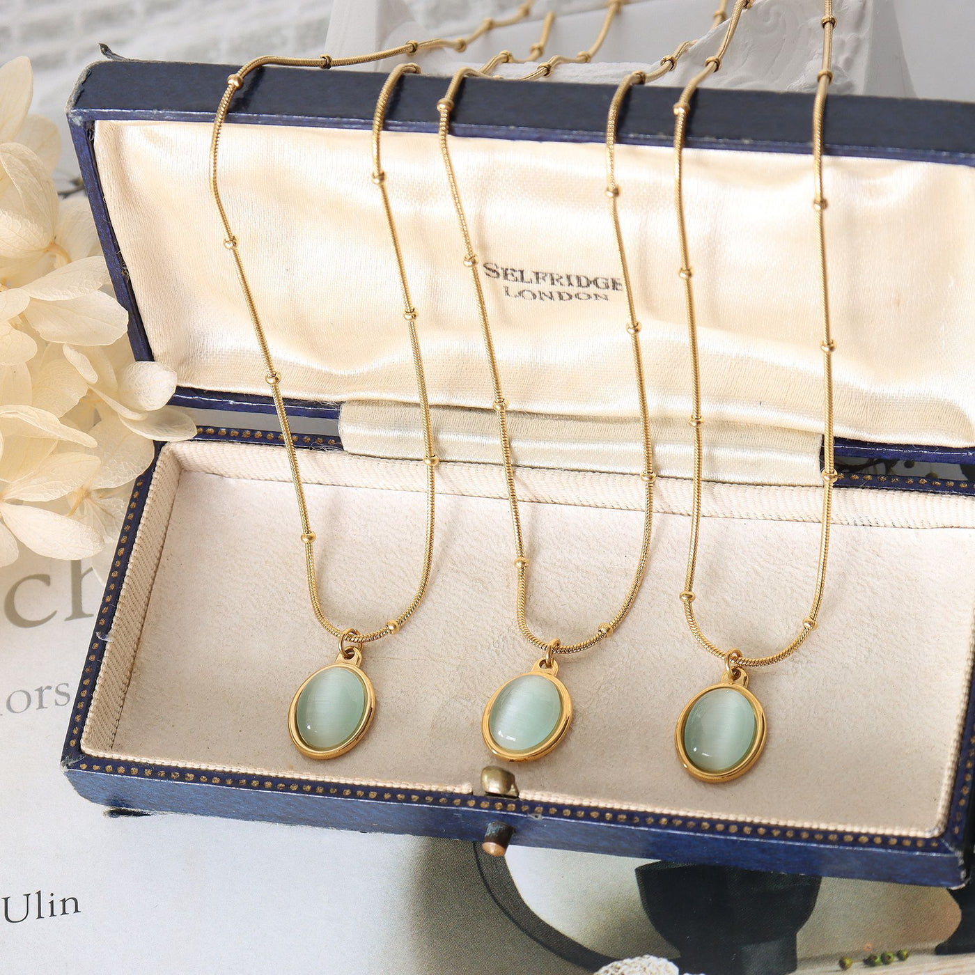 316L Stainless Steel 18K Gold Plated French Vintage Cat Eye Oval Pendant Necklace - Image 7