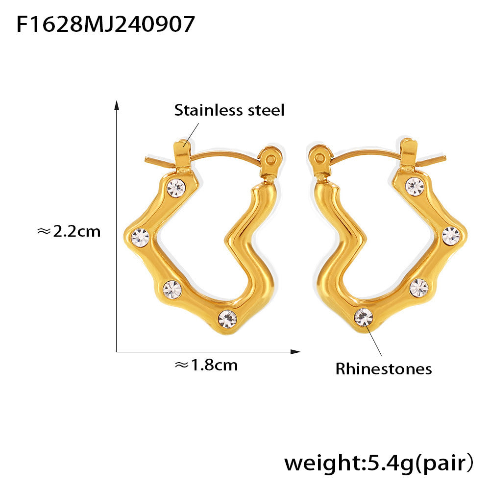 316L Stainless Steel 18K Gold Plated Heart Stud Earrings - Image 10