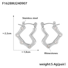316L Stainless Steel 18K Gold Plated Heart Stud Earrings - Image 8