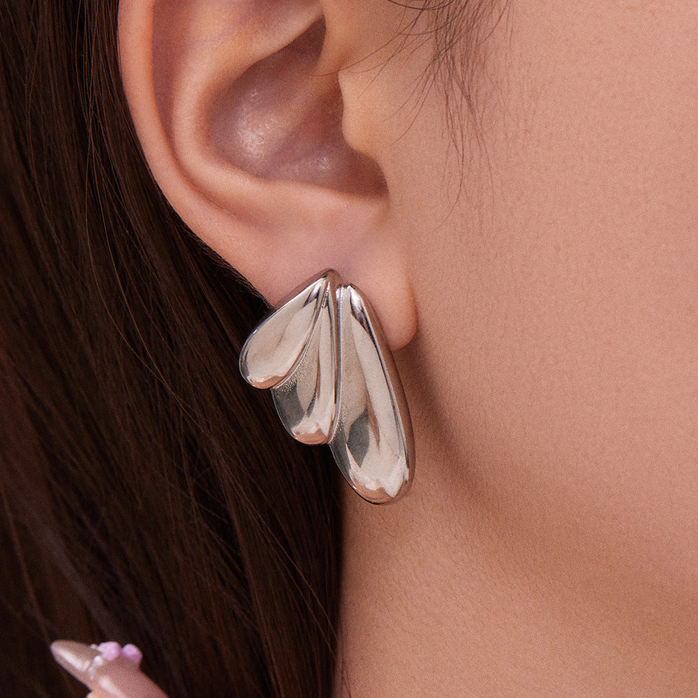 316L Stainless Steel 18K Gold Plated Highly Polished Geometric Angel Wing Earrings - Image 5