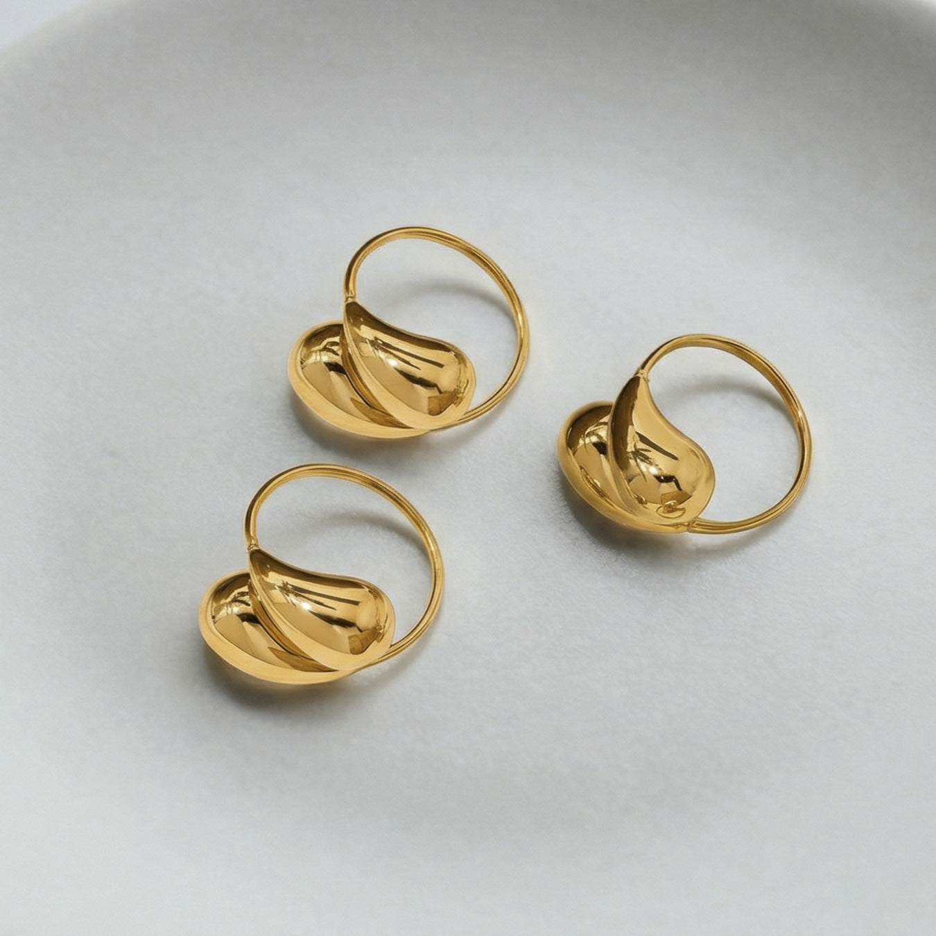 316L Stainless Steel 18K Gold Plated Hollow Waterdrop Open Ring - Image 2