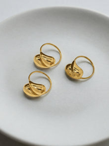316L Stainless Steel 18K Gold Plated Hollow Waterdrop Open Ring - Image 7